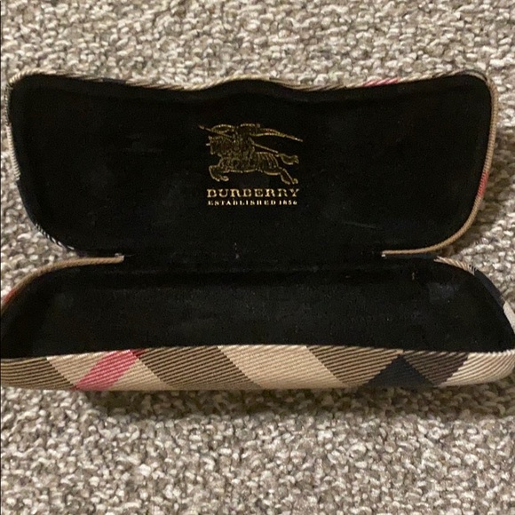 Burberry Prescription Glasses - Picture 4 of 5